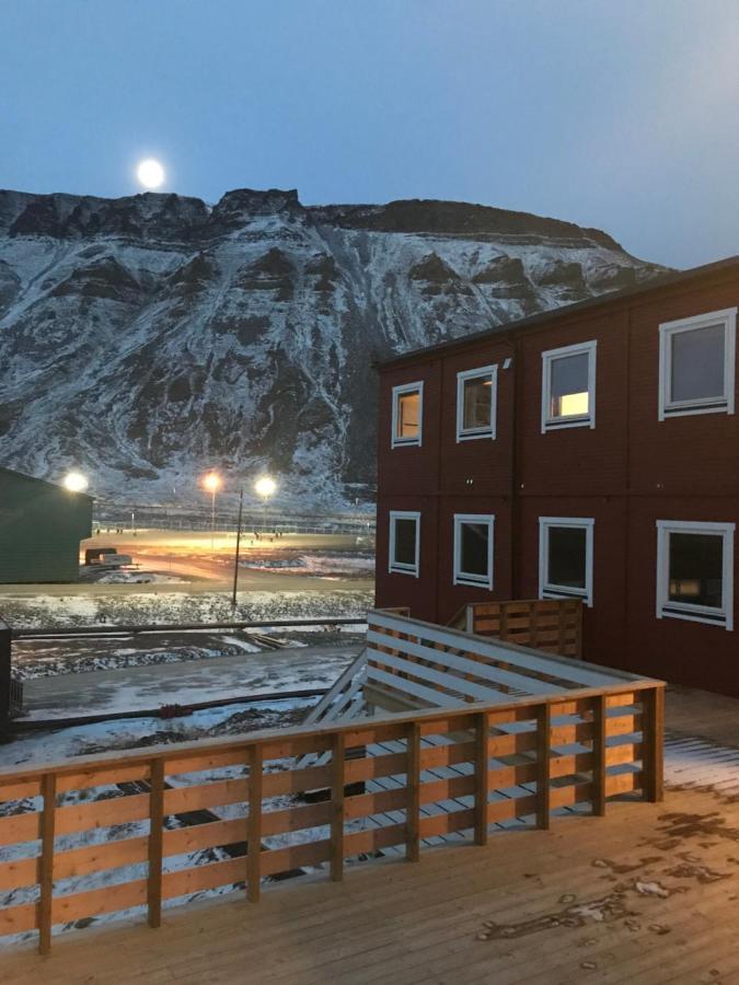 Haugen Pensjonat Svalbard Longyearbyen Exterior photo