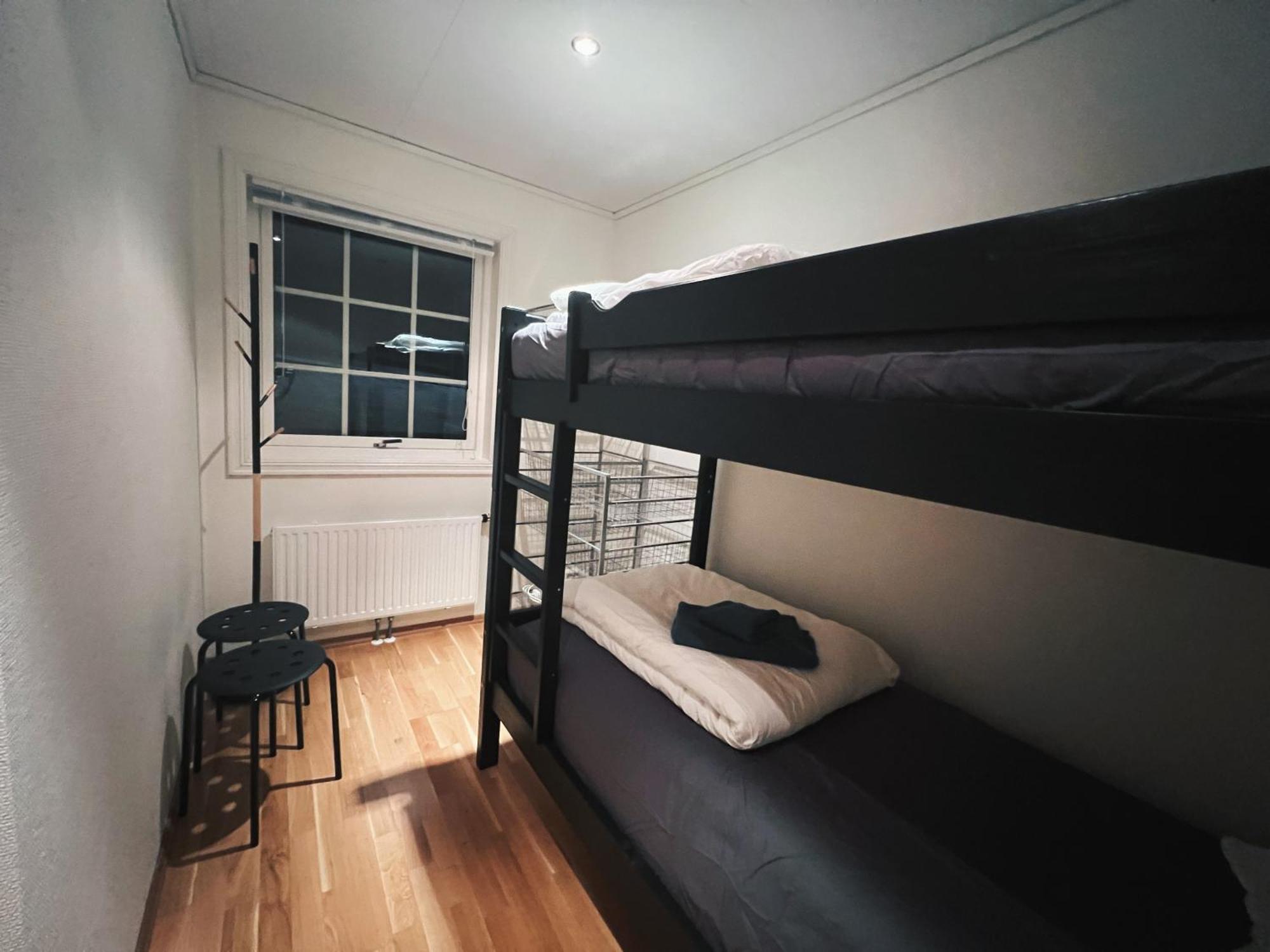 Haugen Pensjonat Svalbard Longyearbyen Room photo